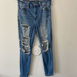 American Eagle Distressed Skinny Jean